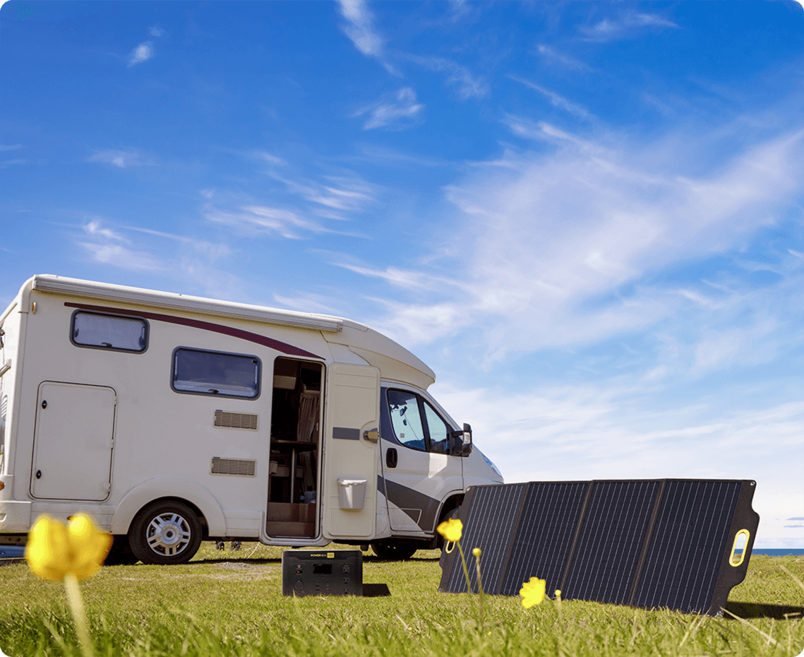 Use Hiker U1000 and solar panel on prairie